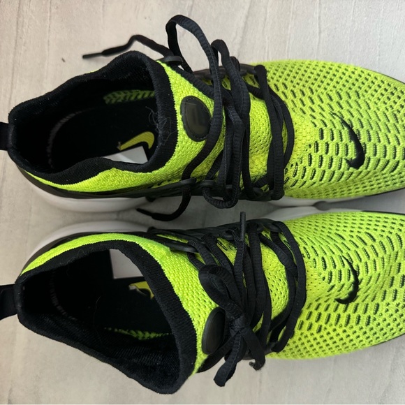 Nike Air Presto Flyknit Ultra Volt - Picture 4 of 5